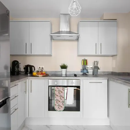 Spacious & Cosy, Netflix, Parking, Colindale Station Hendon Exterior photo