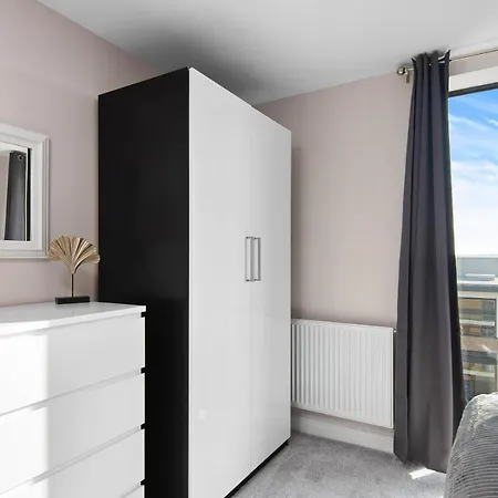 Spacious & Cosy, Netflix, Parking, Colindale Station Hendon Exterior photo