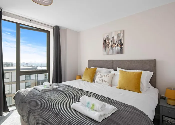 Spacious & Cosy, Netflix, Parking, Colindale Station