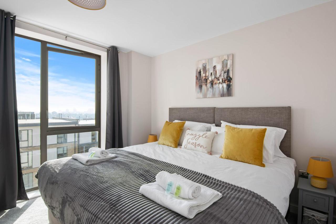 Apartment Spacious & Cosy, Netflix, Parking, Colindale Station *