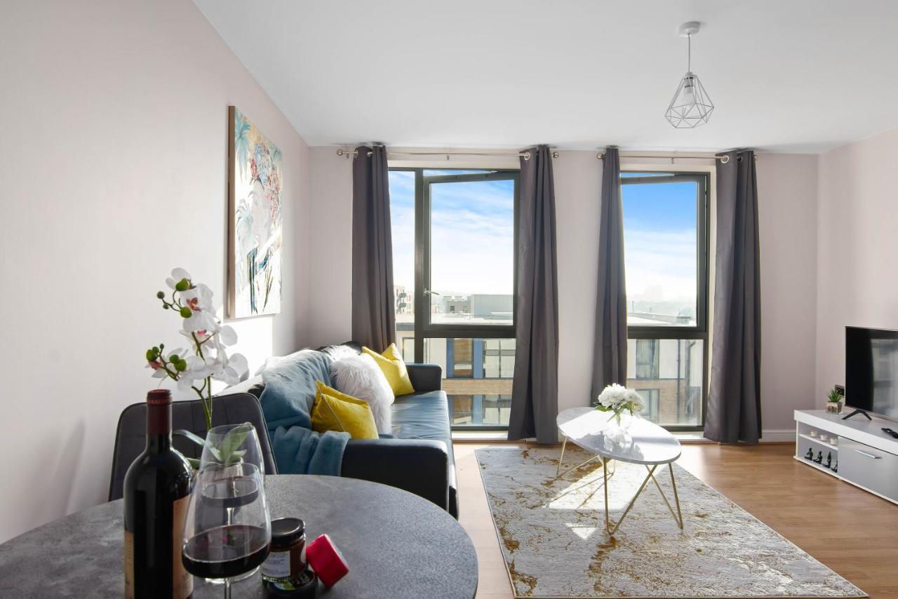 Spacious & Cosy, Netflix, Parking, Colindale Station